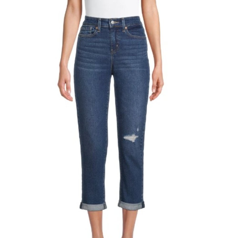 Signature by Levi Strauss & Co.™ Women's Mid Rise Slim Fit Boyfriend Jeans